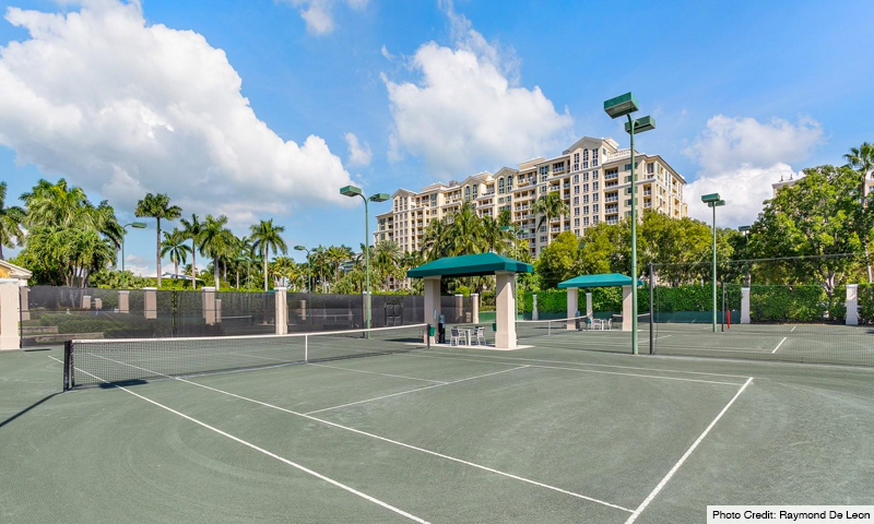 06-Grand-Bay-Residences-Tennis-Court