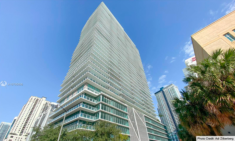 02-Axis-on-Brickell-2021-Building