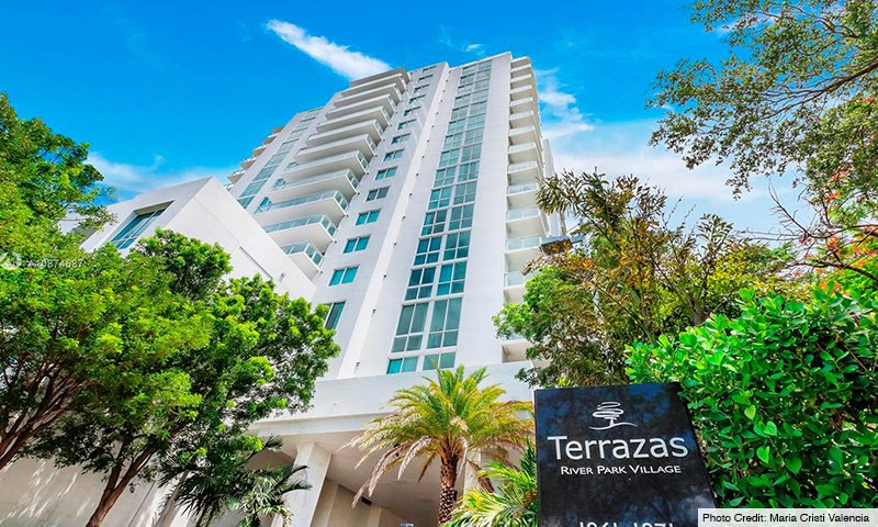 02-Terrazas-Miami-2021-Building